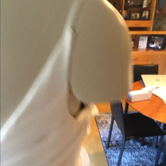 Unique designs from Mathew Christopher 100… - Picture 14 of 17